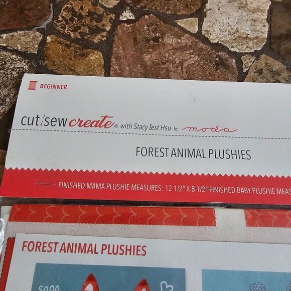 Moda Cut & Sew Forest Animal Plush Kit, DOES NOT INCLUDE poly-fil needle thread - Picture 8 of 9